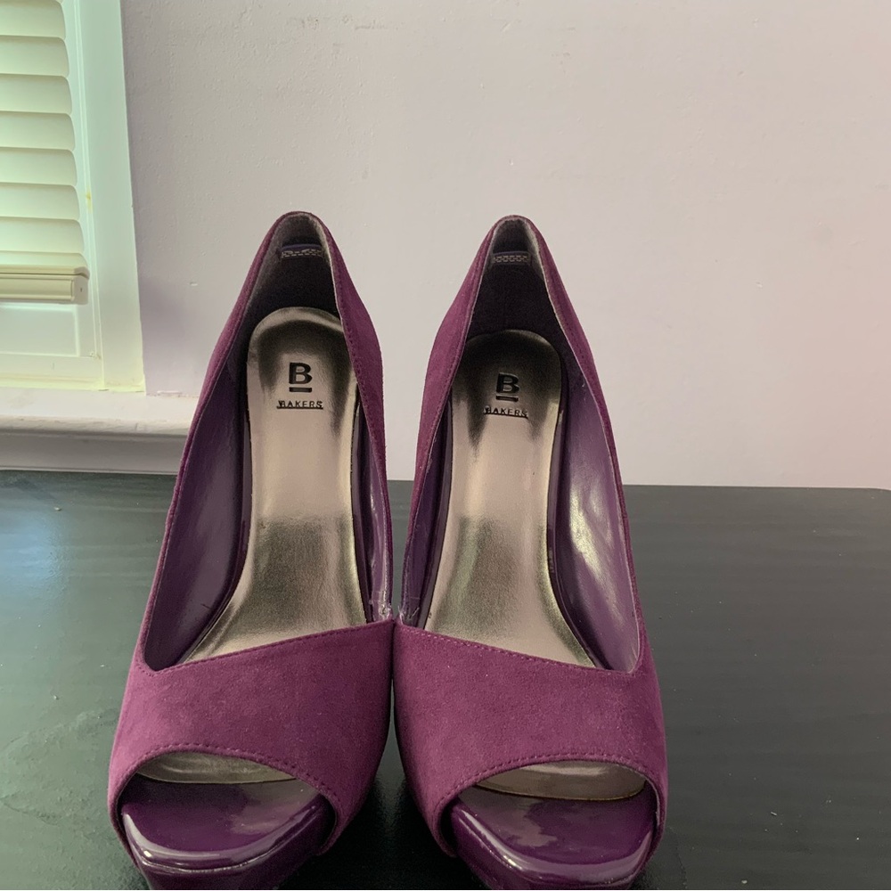 Bakers Women's Purple Peep Toe Heels